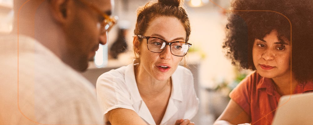 equipe desenvolvendo produtos e projetos de inovação